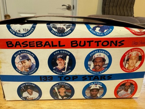 1984 FUN FOODS BASEBALL UNOPENED BUTTONS BOX 36 Ct - Picture 4 of 5