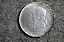 1932 - AUSTRIA 2 Schilling Birth of Joseph Hayden!!  #J14172