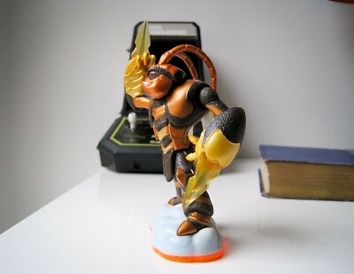 Figurine Skylanders Trap Team SWARM Activision 2012 modèle n° 84525888