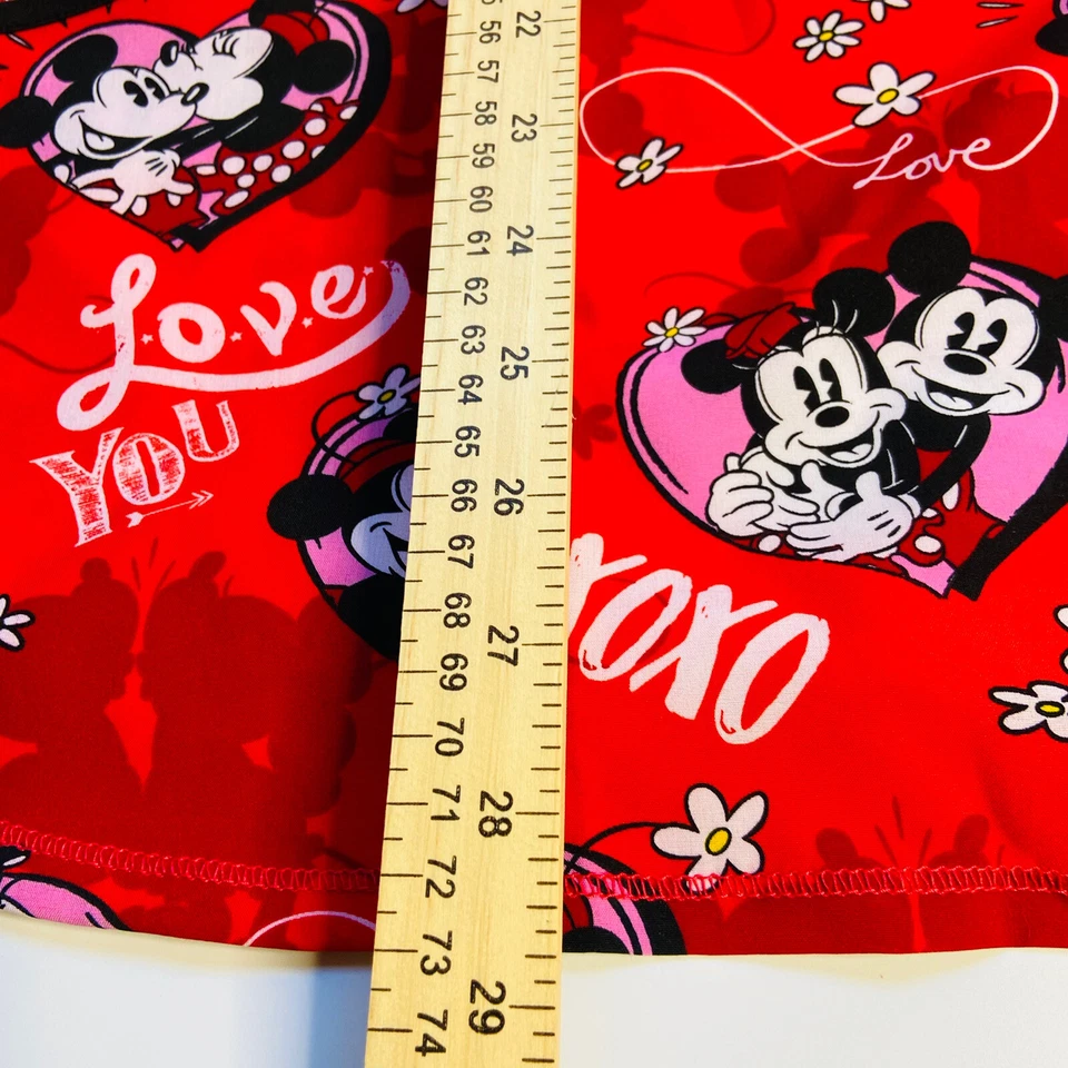 Disney Scrub Top Women 3XL Mickey Minnie Mouse Hearts Kiss Me Love You Valentine - Image 4 of 4