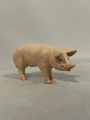 2003 Schleich Standing Pink Piglet Retired Farm Animal Figure 