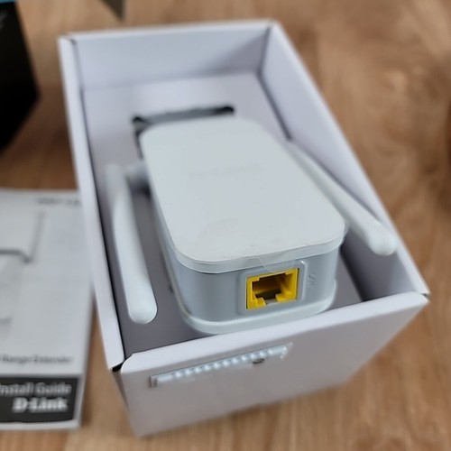 D-Link DAP-1325 N300 Wi-Fi Range Extender - Picture 6 of 9