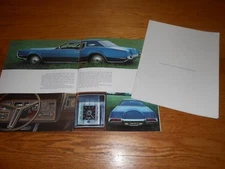 1972 LINCOLN CONTINENTAL MARK IV TOWN CAR BROCHURE / HUGE 20 Page '72 CATALOG