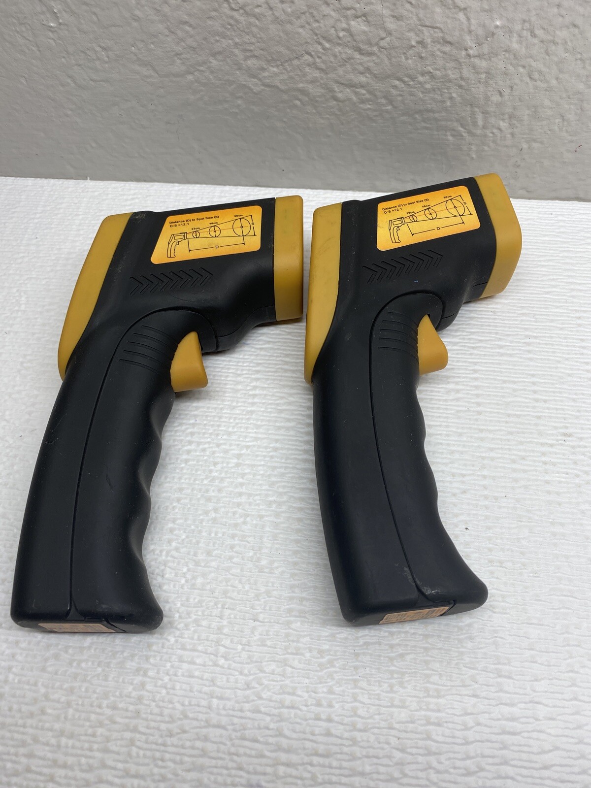 ThermoTech TT1022 NonContact Digital Infrared Laser Tempature