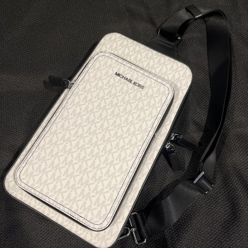 New! Michael Kors Men’s Black White Logo’d Adjustable Padded Money Sling Pack