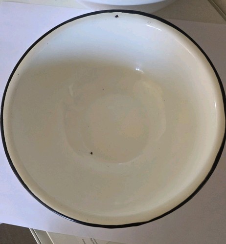 Weiße Emaillegeschirr Schüssel mit schwarzem Rand 6" Vintage - Bild 1 von 2