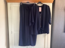 ITALIAN FRONT TIE BUTTON DETAIL CO-ORD SET. 14-16.