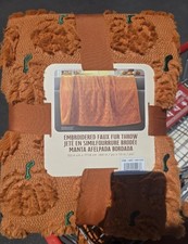 NWT SAME DAY SHIP VIRAL TIK TOK COSTCO FAUX FUR HALLOWEEN FALL THROW PUMPKIN