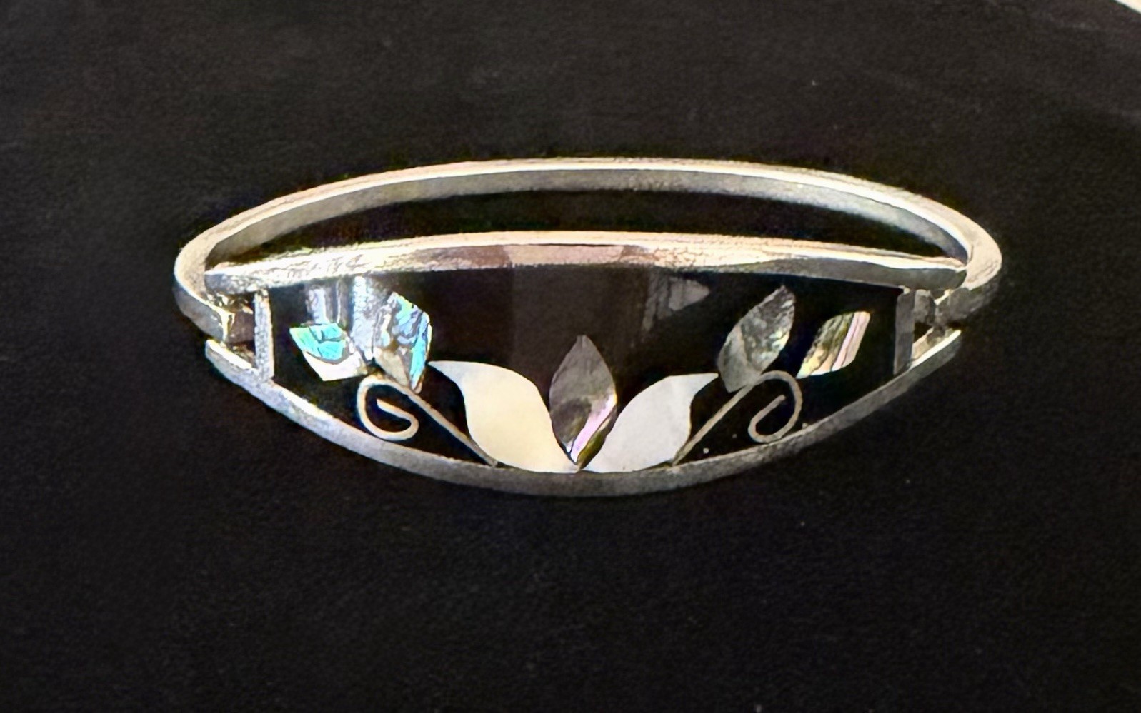 Vintage Alpaca Mexico Inlay Abalone Shell Mother Of Pearl Hinged Bangle Bracelet