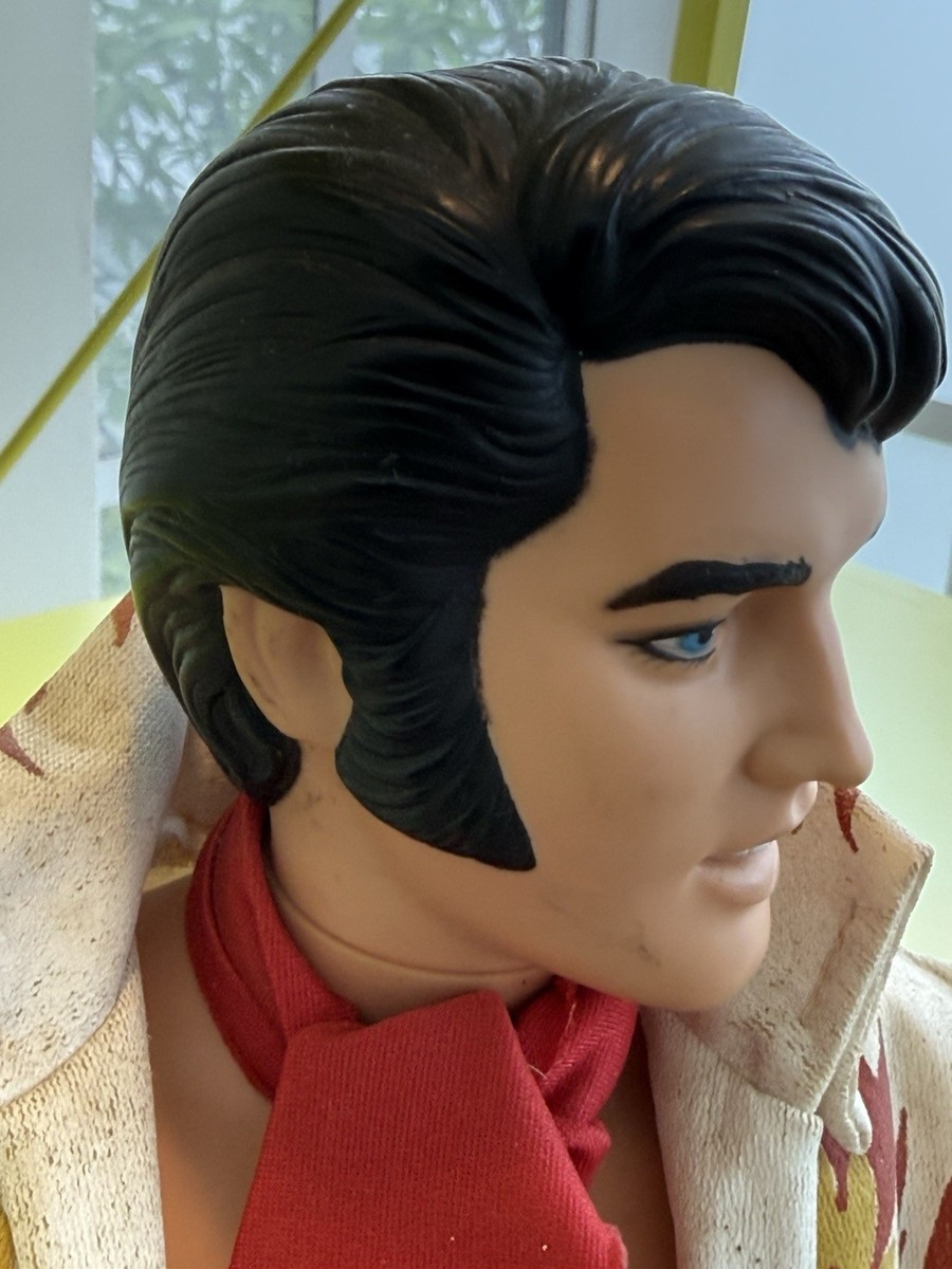 Vintage 1984 Elvis Presley Burning Love 21” World Doll Collection