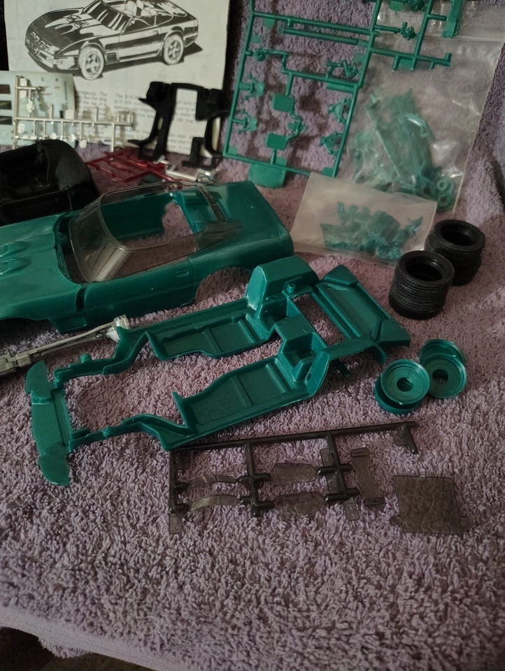 Vintage Monogram #2958 Callaway Corvette Speedster 1/24 Scale Plastic Model Kit - Image 2 of 4