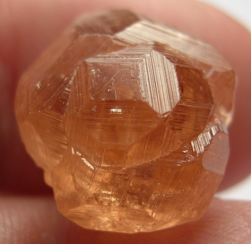 GARNET / GROSSULAR, TERMINATED DISPLAY SPECIMEN, JEFFEY MINE, QUEBEC, CANADA