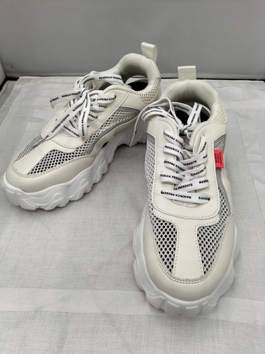 Maison Maverick Presents - Dad Sandals