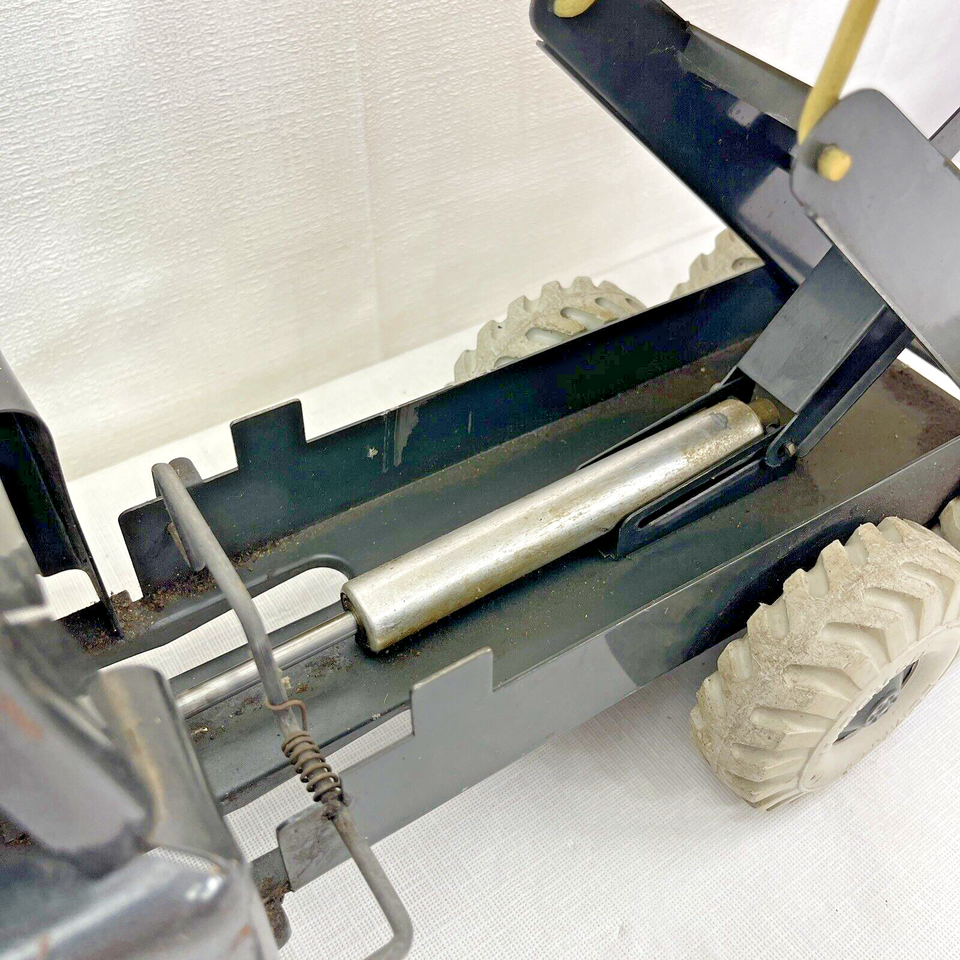 1950s MARX Hydraulic Dump Truck Powerhouse Scissors Dual Wheels Long