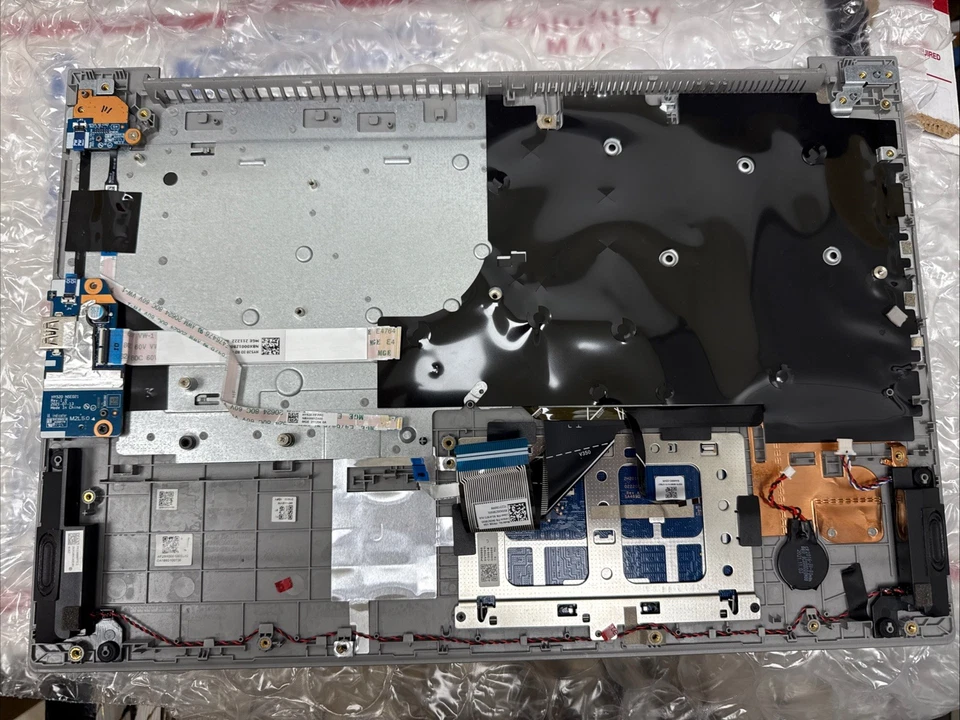 5CB0X57656 NUEVO LENOVO IDEAPAD 3 15IIL05 TECLADO REPOSAMANOS TOUCHPAD MONTAJE Foto 3 de 4