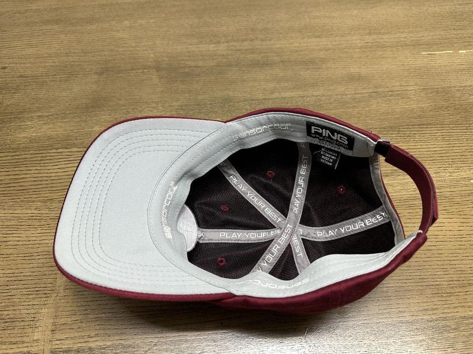 Sombrero de golf PING granate gorra ajustable parche desierto logotipo SensorCool 1959 Foto 3 de 4