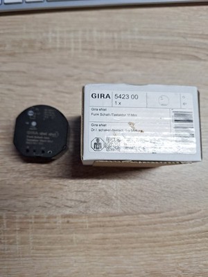 Gira eNet 542300 Funk Schalt / Tastaktor 1f mini Doseneinbau