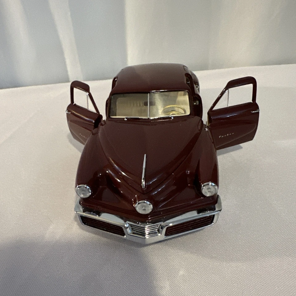 VTG Danbury Mint 1948 Tucker Tin Goose Die cast Cast - Image 3 of 4