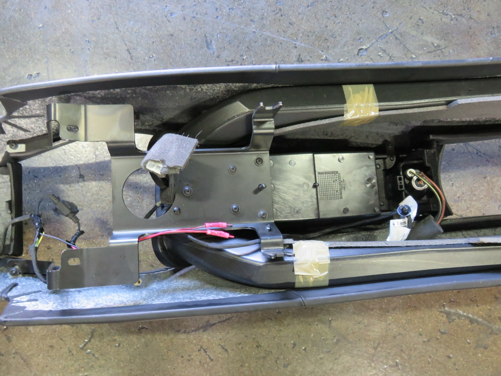 Ferrari FF, Front Console, Black, Leather, Used, P/N 835777