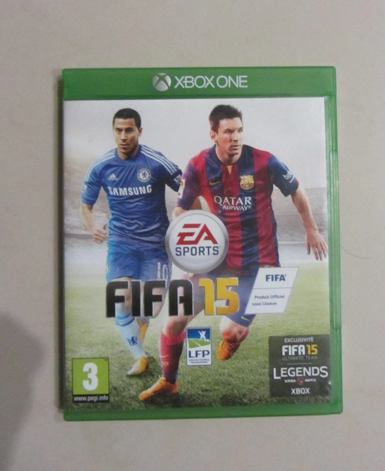 Jeu Xbox One Fifa 15, photo 1 sur 4