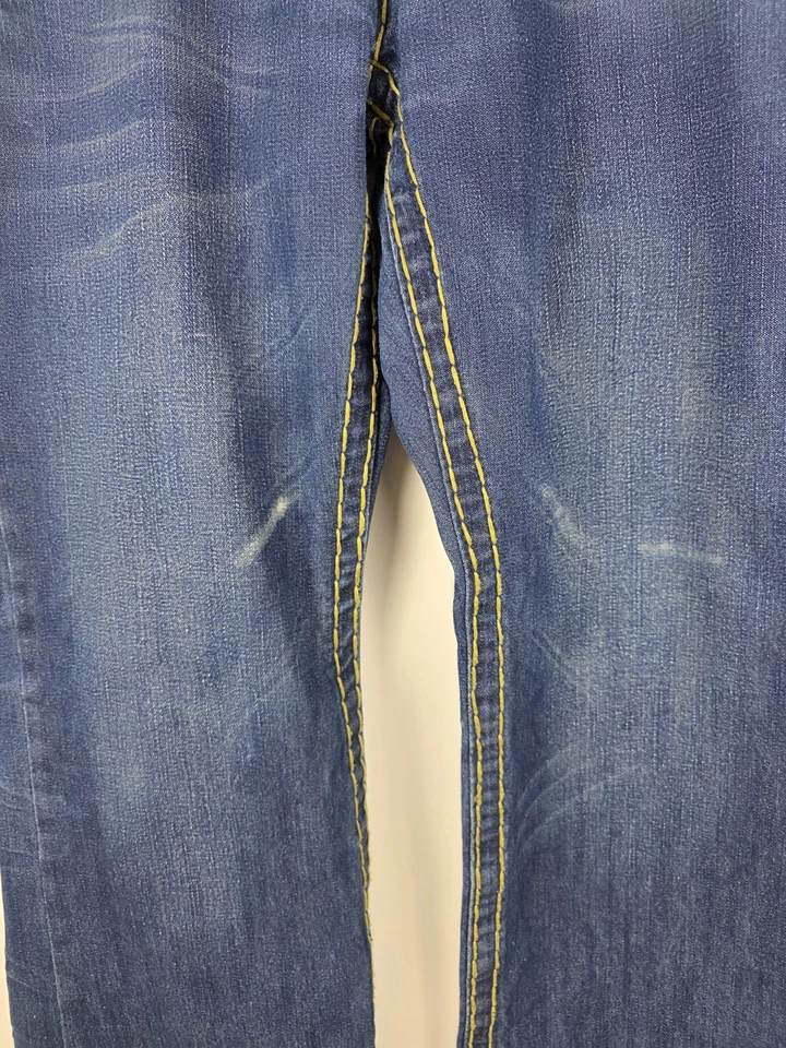 True Religion Men's Ricky Relaxed Straight Fit With Flap Blue Jeans Size 36x33 - Image 2 of 4