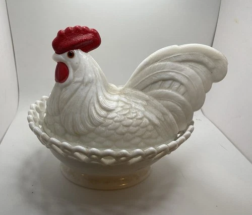 VTG Farmhouse Westmoreland Milk Glass Rooster Split Tail Chicken Nest Lacy Base