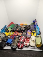 Vintage 1990's Hot Wheels Matchbox OTHER'S LOT OF 31 DIECAST Cars Vehicles