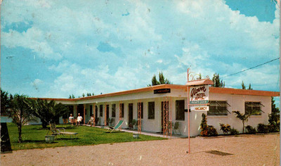Clearwater, Florida - Stay at Glover's Bay Front Apartments - in the 1950s