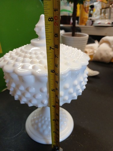 Hobnail Milk Glass Pedestal Candy Dish Bowl With Lid PM08 K - Picture 7 of 9