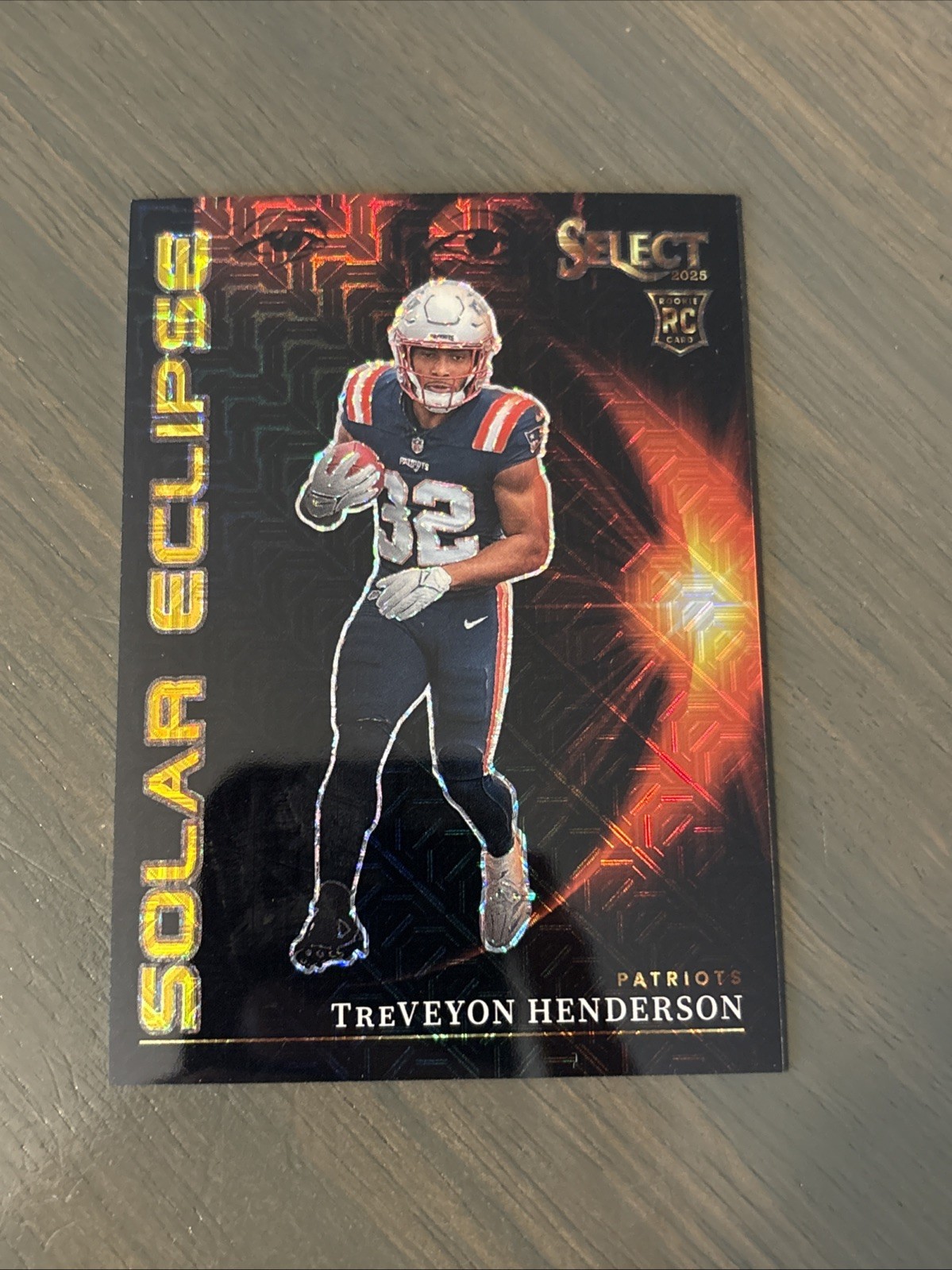 2025 Select Treveyon Henderson Solar Eclipse Gold Mojo /10 ROOKIE