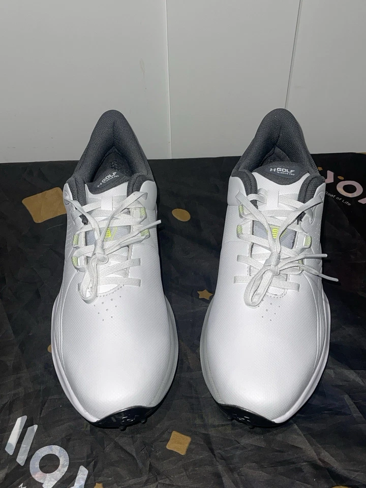 Nuevo zapato de golf Under Armour UA Drive Pro 3026918-100 mediano para hombre talla 9,5 Foto 2 de 4