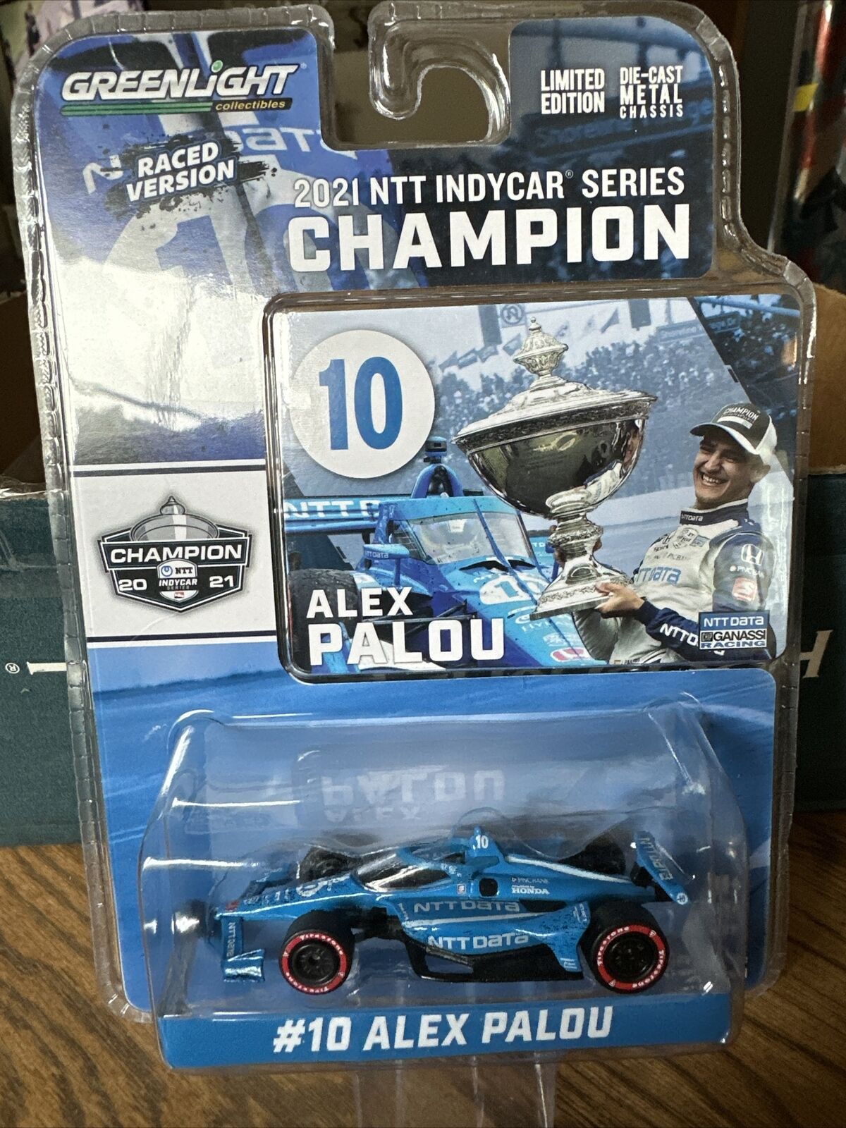Foto 1 di 2