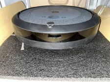 iRobot Roomba i4 EVO [4150] Model: 17070 Wi-Fi Connected Robot Vacuum –  USED
