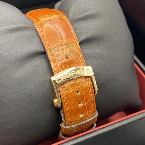 Montre chronographe Chopard Mille Miglia 44 mm or jaune fendue seconde 16/1261 - Photo 6 sur 11