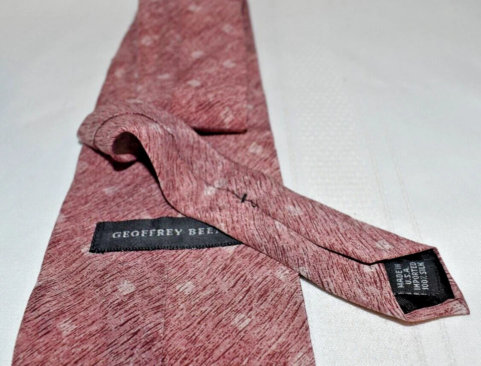 Corbata Geoffrey Beene Marrón Ancha Geométrica 100% Seda Hecha en EE. UU. Foto 3 de 4