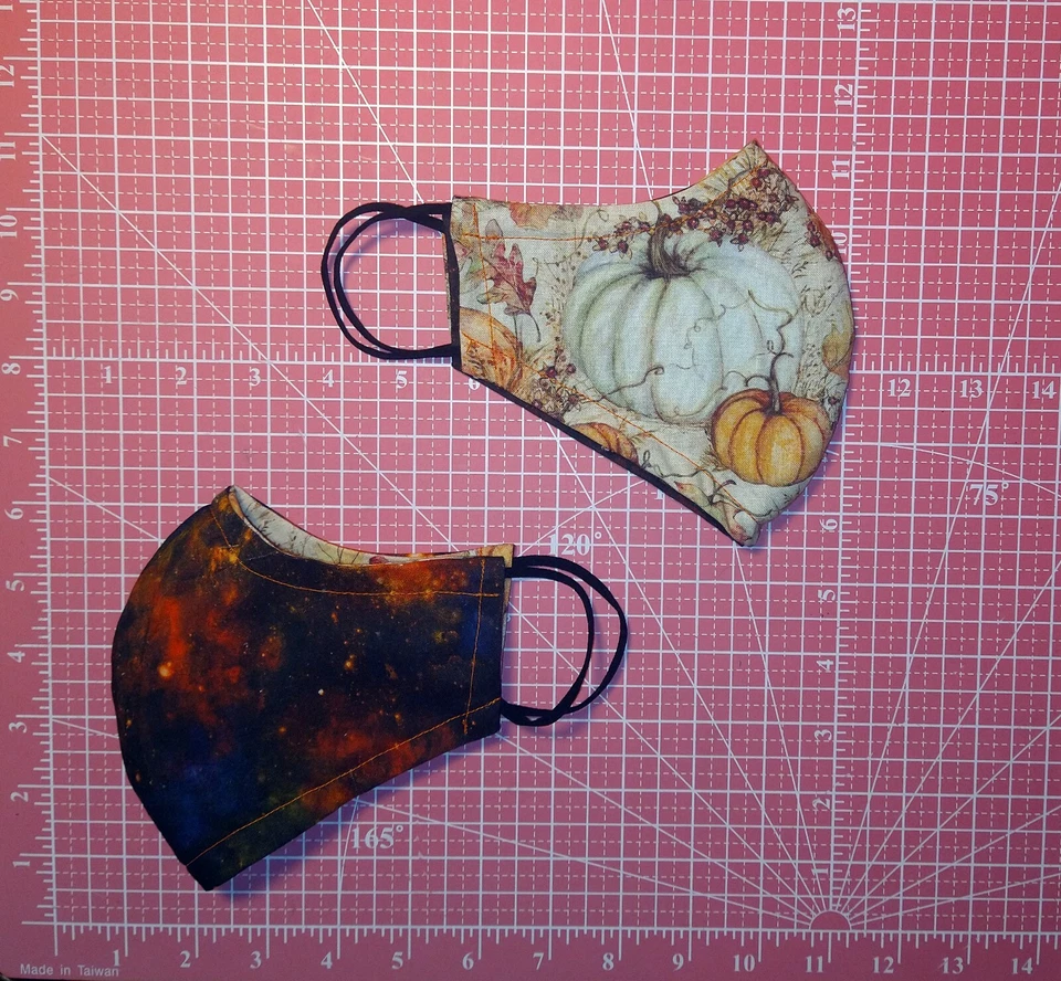 Vintage Pumpkins REVERSIBLE Orange Galaxy Mask Multi Sizes - Image 2 of 4