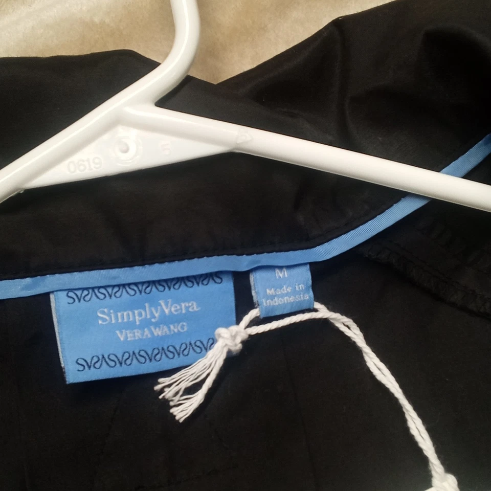 Abrigo negro Simply Vera Wang con mangas 3/4 talla mediana Foto 4 de 4