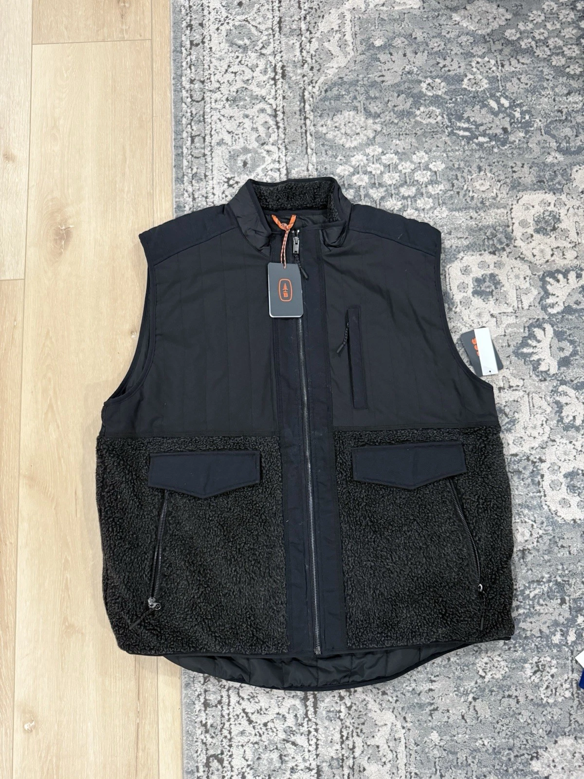 Bass Outdoor Vest Size XXL Black NWT