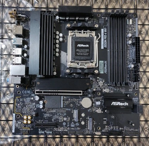 Damaged - ASRock B850M PRO-A WiFi AMD Motherboard DDR5
