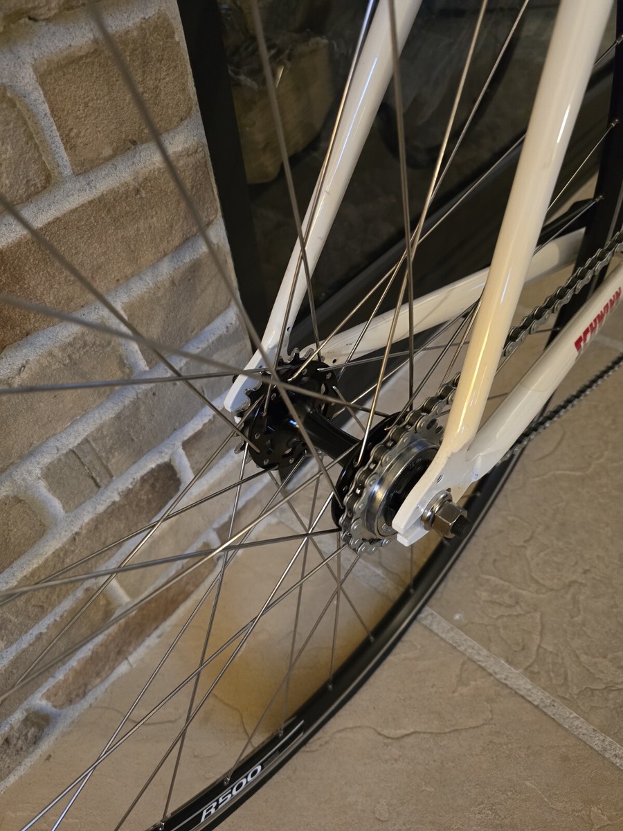 Schwinn Madison Fixed Gear Men's Road Bike (Shipping Schwinn Madison Fixed Gear Men's Road Bike (Shipping