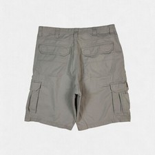 Wrangler baggy cargo shorts cream W34