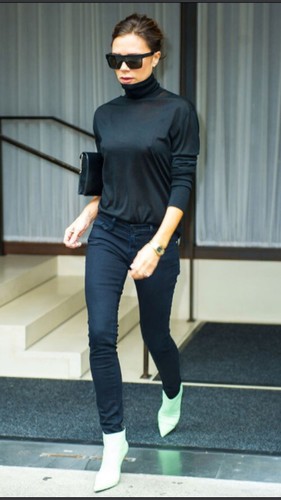 Victoria Beckham Black Skinny Jeans 