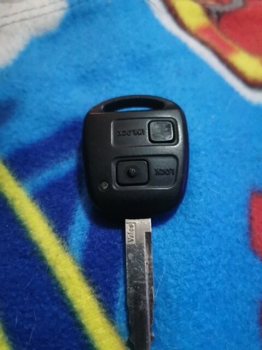 GENUINE TOYOTA YARIS, AVENSIS ETC (RF&LED-433) 2 BUTTON REMOTE ALARM KEY FOB