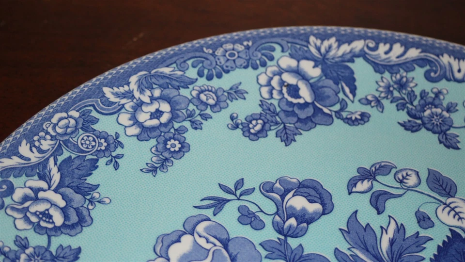 SPODE Archive Collection British Flowers - ROSA 12" Round Serving Plate Blue - Image 3 of 3