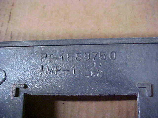 UNIDAD DESNUDA DE TABLERO CORVAIR 1589750 = ESTAMPADO 62 - SE ADAPTA A 1960-64 500, 700, 900, (USADO) Foto 2 de 2