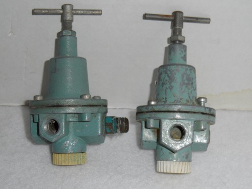 Two Wilkerson Regulators R10-02-000 - Picture 2 of 4