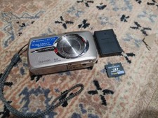 Olympus Stylus 600 Digital Camera Silver, 6.0...