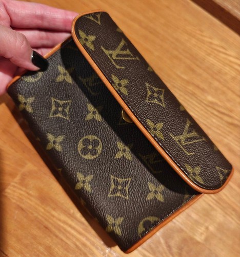 Louis Vuitton Monogram Florentine Belt S