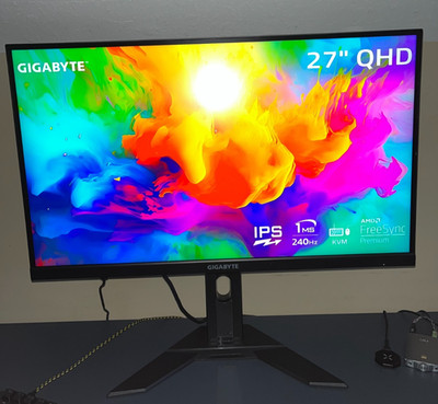 GIGABYTE M27Q X 27