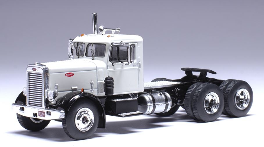 Peterbilt 281 IXOMODELS 1955 miniature de prestige en métal injecté 1/64